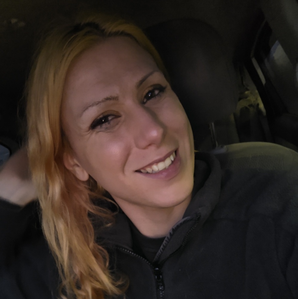 Meet your Posher, Nicole